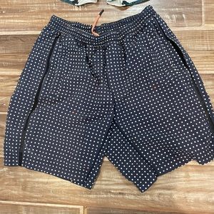 Lululemon shorts L